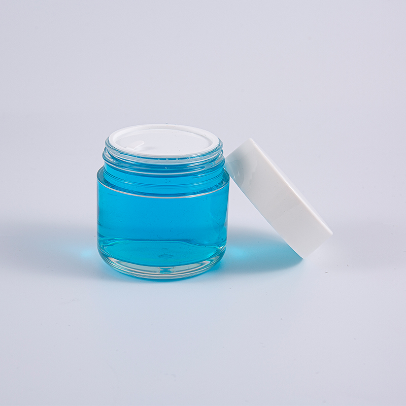 Transparentes, rundes, dickwandiges PETG-Cremeglas mit 120 g und weißem Schraubverschluss Transparentes, rundes, dickwandiges PETG-Cremeglas mit 120 g und weißem Schraubverschluss