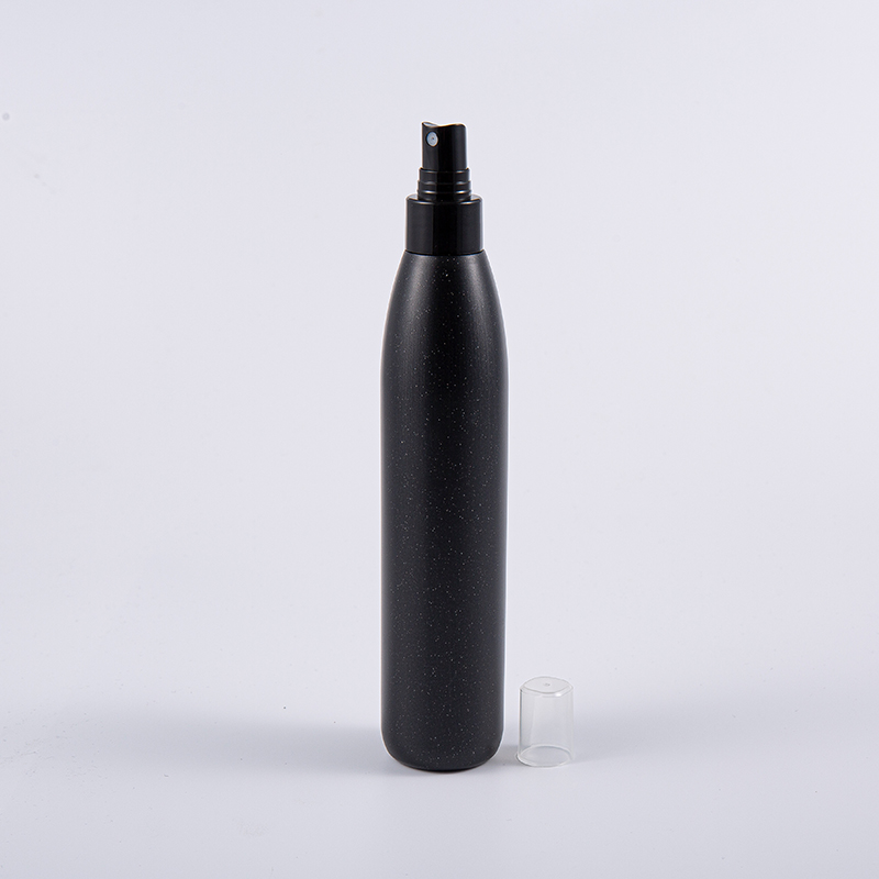 100 ml und 250 ml PE-Flasche – Schwarz mit perlmuttfarbenem Kunststoff-Pumpspender 100 ml und 250 ml PE-Flasche – Schwarz mit perlmuttfarbenem Kunststoff-Pumpspender