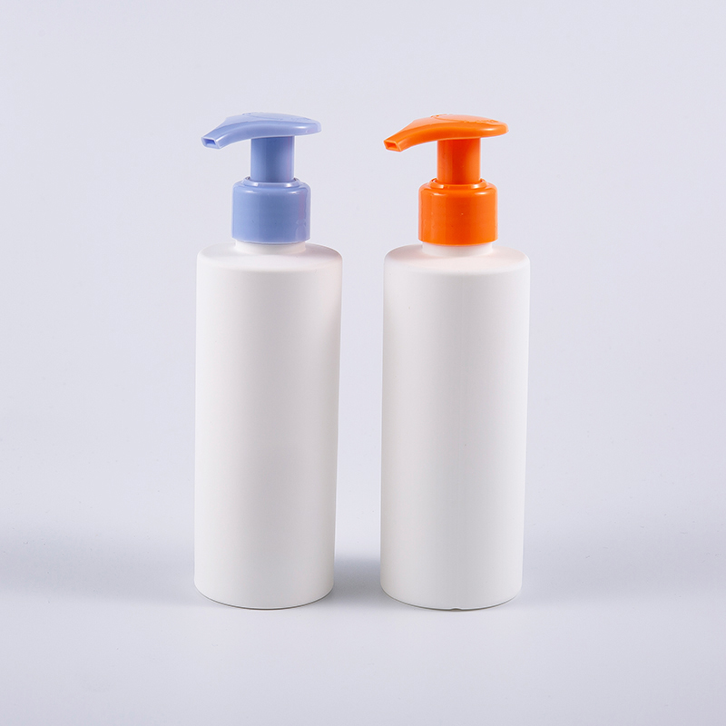 Frostweiße runde 200-ml-PE-Handwasch-Pumplotion-Reinigungsflasche